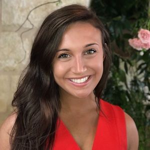 Meet your Posher, Olivia